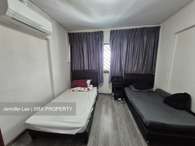 Blk 336 Jurong East Avenue 1 (Jurong East), HDB Executive #554731041